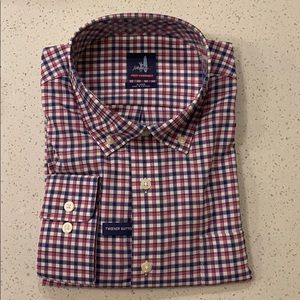 NWT johnnie-O Button Down Shirt
